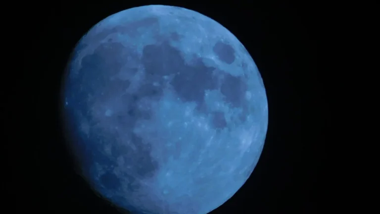 Super Blue Moon