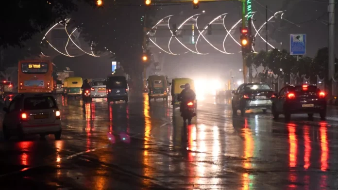 Delhi-Bound Flights Diverted Amid Heavy Rainfall on Monday