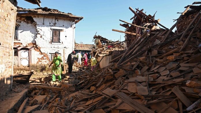 The number of people who have died from the earthquake in Nepal on November 3 has increased to 140.