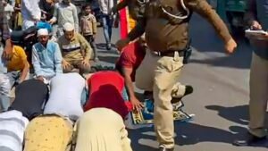 Delhi Policeman Suspended for Kicking Worshippers during Namaz Following Public Outcry