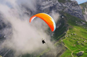 Paragliding in Kullu || Starting @₹1599