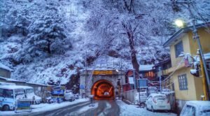 Shimla receive snowfall.